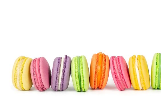 Cách làm bánh macaron không cần bột hạnh nhân  Bánh macaron nổi tiếng là loại bánh ngọt cầu kỳ với vẻ ngoài tinh tế và hương vị thơm ngon đặc trưng.