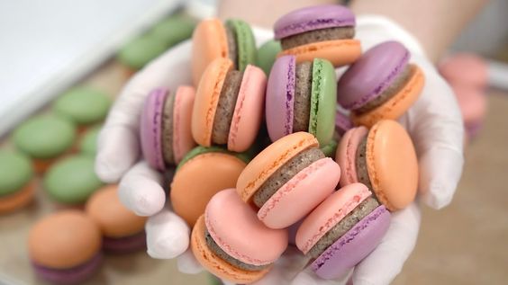 Macaron ngon giá rẻ - trải nghiệm hương vị Pháp tại Tiệm Bánh Ngũ Sắc